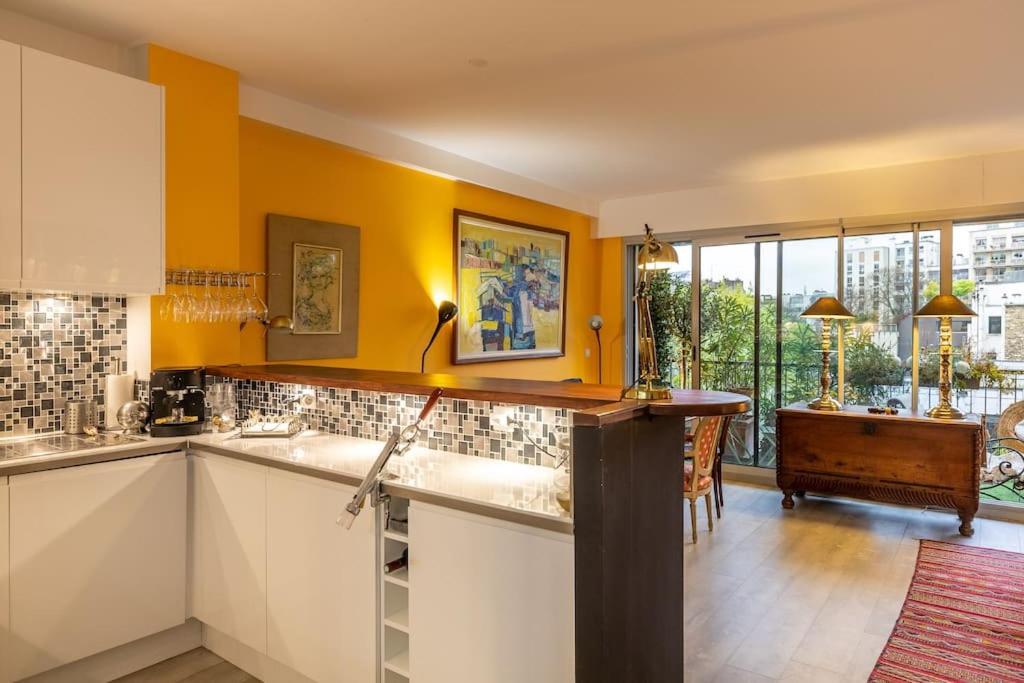 Appartement L'assomption De Charme Avec Balcon Parijs