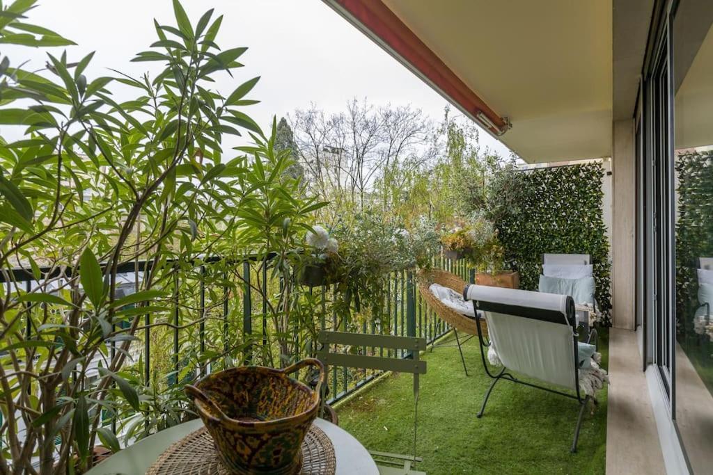 Appartement L'assomption De Charme Avec Balcon Parijs