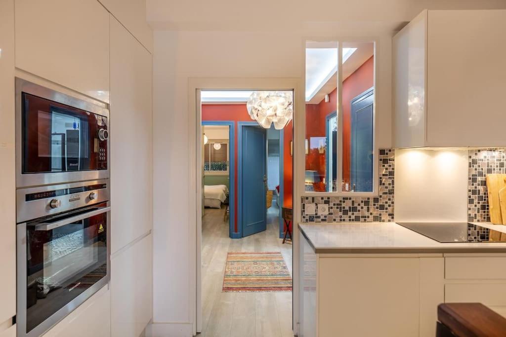L'assomption De Charme Avec Balcon Appartement Parijs