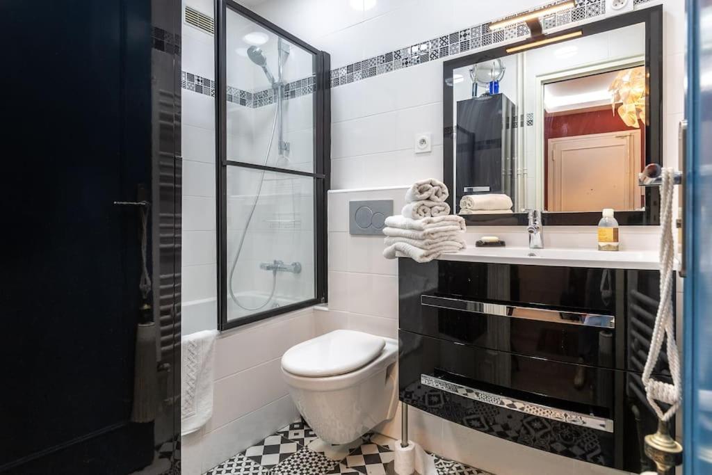 L'assomption De Charme Avec Balcon Appartement Parijs